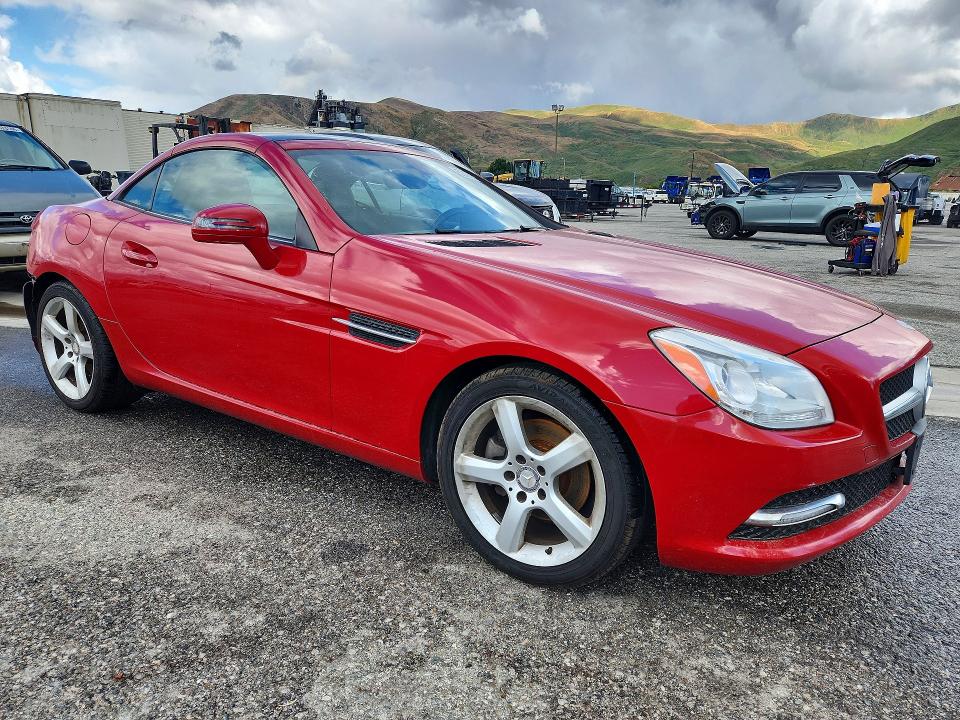 Aukcja sprzedaży 2012 Mercedes-benz Slk, vin: WDDPK4HA4CF034818, numer aukcji: 50821976