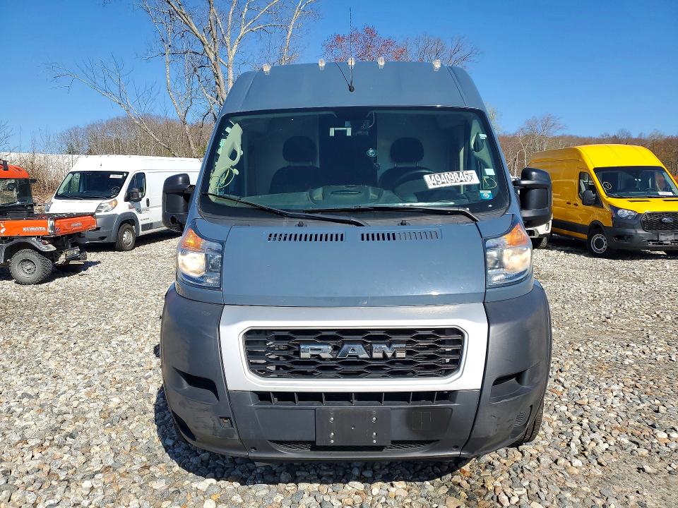 55084976 :رقم المزاد ، 3C6URVJG9LE136226 vin ، 2020 Ram Promaster 1500 مزاد بيع