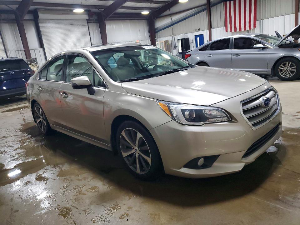 51239686 :رقم المزاد ، 4S3BNAL64F3010862 vin ، 2015 Subaru Legacy مزاد بيع