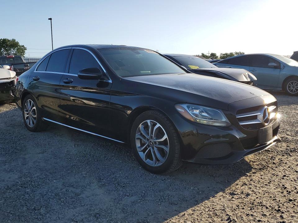 2018 Mercedes-benz C მანქანა იყიდება აუქციონზე, vin: 55SWF4JB9JU239113, აუქციონის ნომერი: 50228296