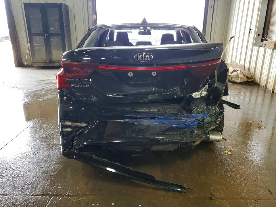 2020 Kia Forte მანქანა იყიდება აუქციონზე, vin: 3KPF24AD7LE151670, აუქციონის ნომერი: 50125486