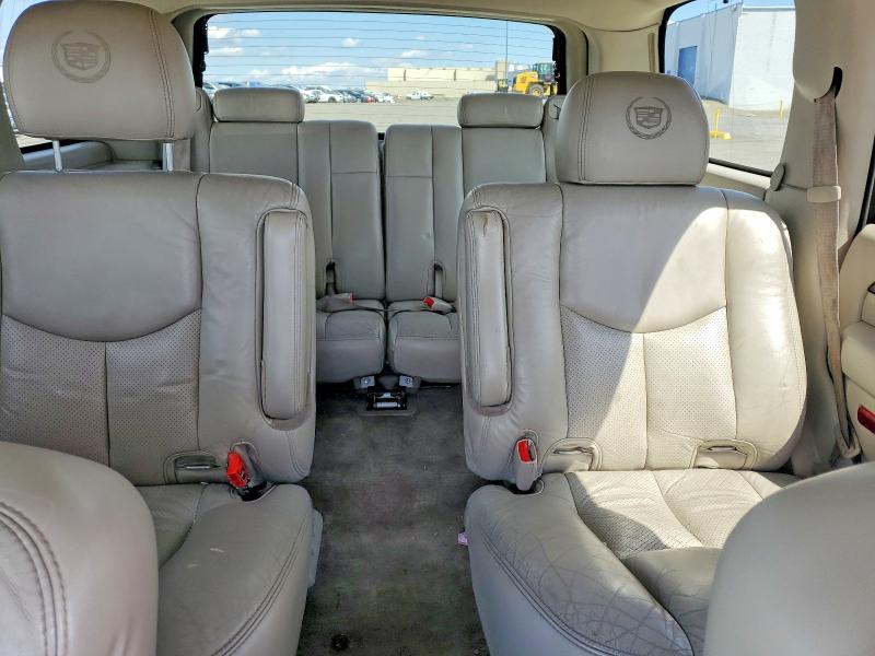 2004 Cadillac Escalade მანქანა იყიდება აუქციონზე, vin: 1GYEK63N94R103858, აუქციონის ნომერი: 50345486