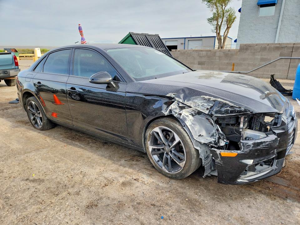Продажа на аукционе авто 2019 Audi A4, vin: WAUGMAF49KA118612, номер лота: 49565436