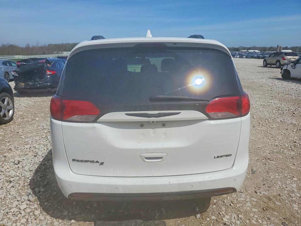 Продажа на аукционе авто 2018 Chrysler Pacifica, vin: 2C4RC1GG4JR310893, номер лота: 48802096