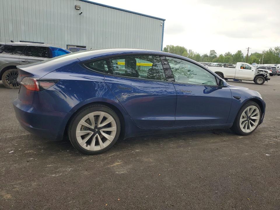 51487766 :رقم المزاد ، 5YJ3E1EA6NF370142 vin ، 2022 Tesla Model 3 مزاد بيع