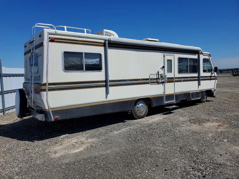 46957896 :رقم المزاد ، 1GBKP37W6C3305705 vin ، 1982 Chevrolet P30 مزاد بيع
