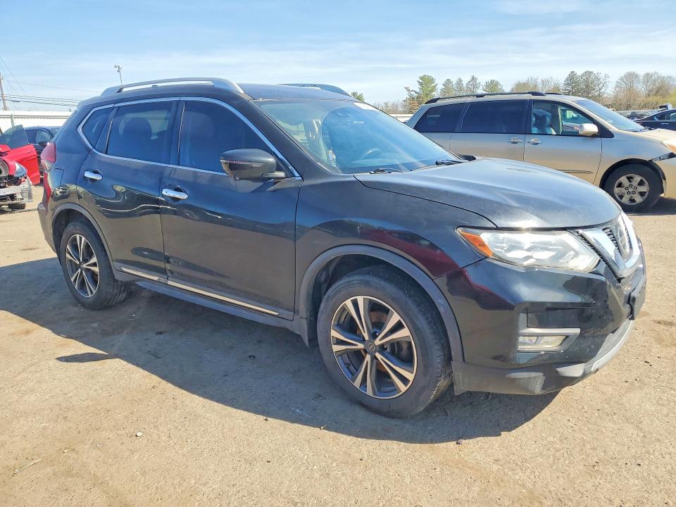 2017 Nissan Rogue მანქანა იყიდება აუქციონზე, vin: 5N1AT2MV9HC827532, აუქციონის ნომერი: 46390756