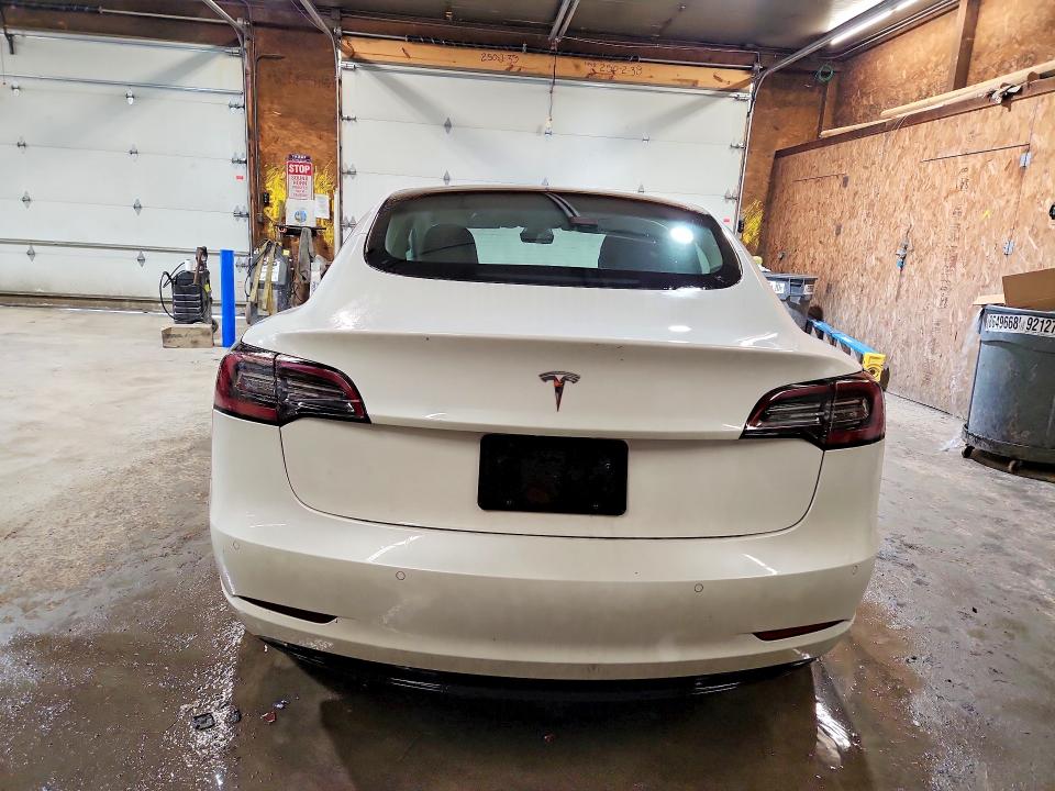 Продаж на аукціоні авто 2022 Tesla Model 3, vin: 5YJ3E1EA6NF235808, номер лоту: 48658746