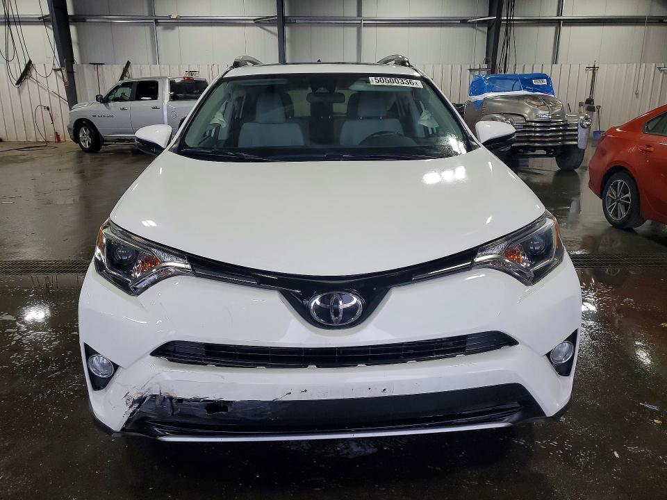 Продаж на аукціоні авто 2018 Toyota Rav4, vin: JTMRFREV4JJ746168, номер лоту: 50500336