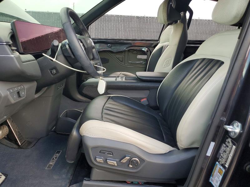2025 Kia Ev9 მანქანა იყიდება აუქციონზე, vin: 5XYAEFS54SG002686, აუქციონის ნომერი: 47276736