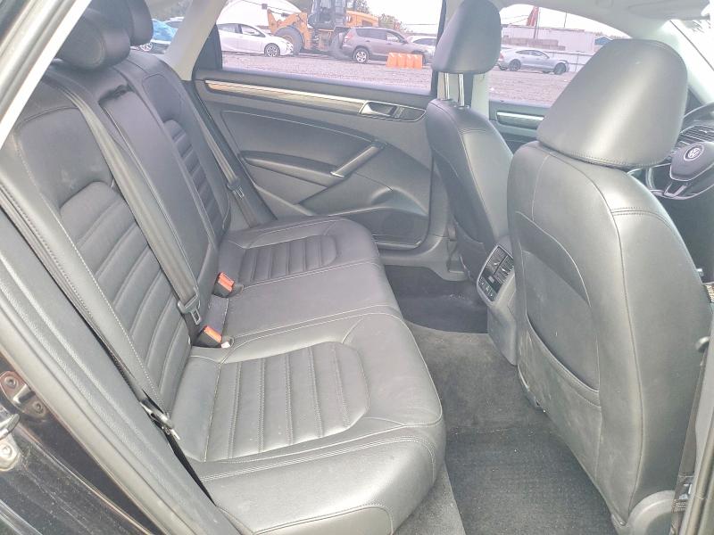 Продаж на аукціоні авто 2017 Volkswagen Passat, vin: 1VWCT7A35HC071255, номер лоту: 51671946