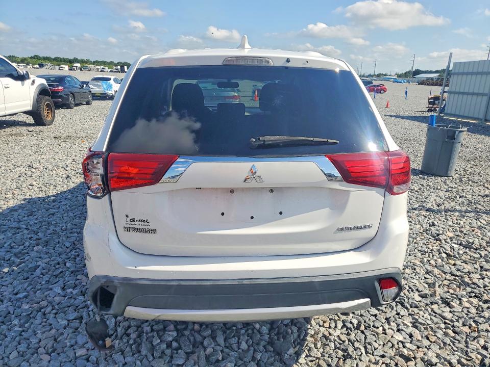 Продаж на аукціоні авто 2017 Mitsubishi Outlander, vin: JA4AD2A34HZ025627, номер лоту: 51291146