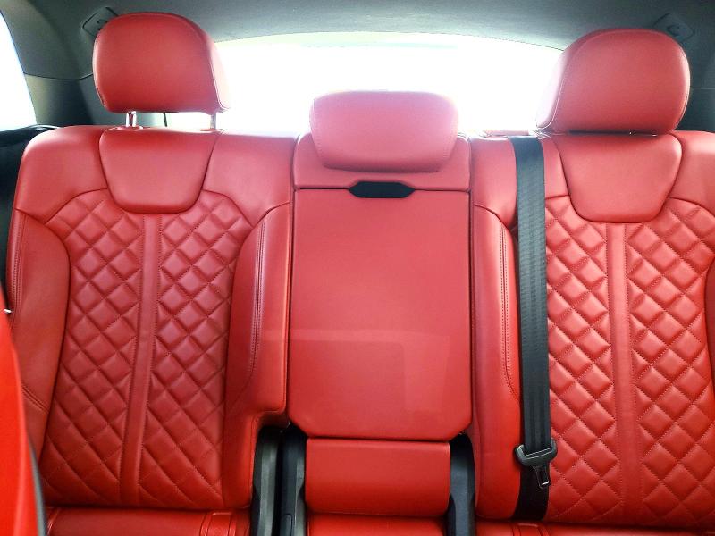 Продаж на аукціоні авто 2019 Audi Sq5, vin: WA1B4AFY4K2074510, номер лоту: 49633986