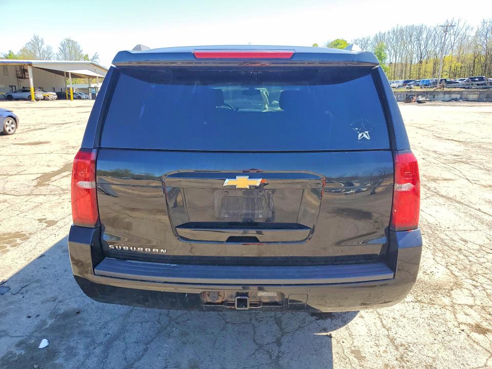 Продажа на аукционе авто 2018 Chevrolet Suburban, vin: 1GNSKGKC2JR122818, номер лота: 51583646
