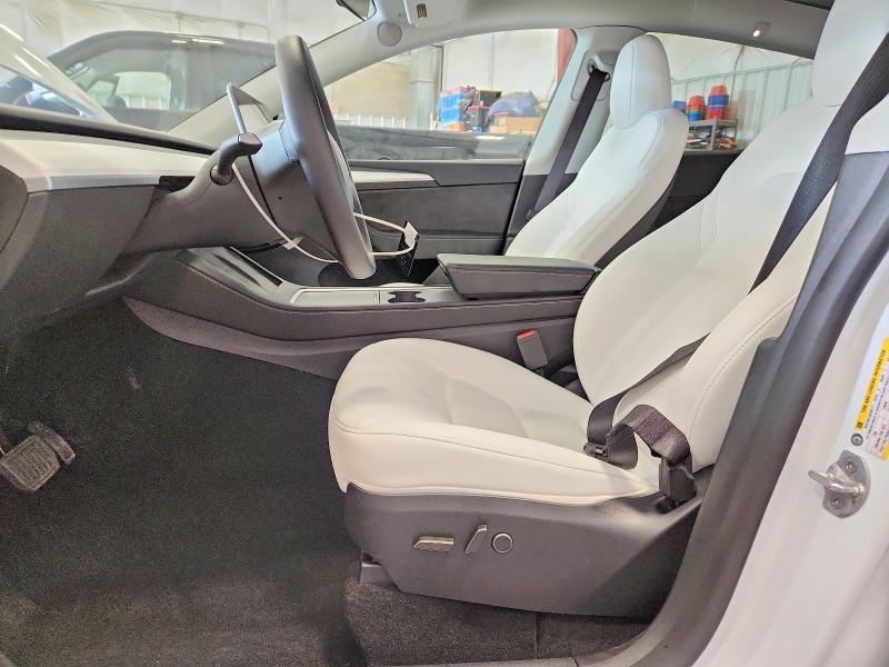 49672176 :رقم المزاد ، 7SAYGDEE1RF207993 vin ، 2024 Tesla Model Y مزاد بيع