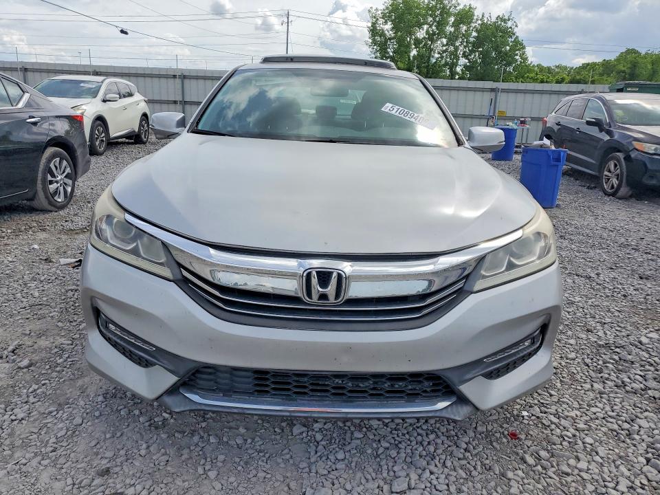 Продаж на аукціоні авто 2016 Honda Accord, vin: 1HGCR2F72GA135585, номер лоту: 51089406