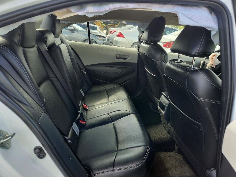 48506836 :رقم المزاد ، JTDEAMDE6N3012871 vin ، 2022 Toyota Corolla Hybrid مزاد بيع