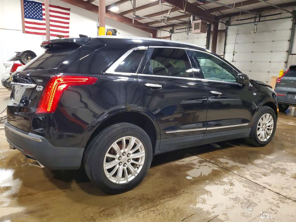 49218736 :رقم المزاد ، 1GYKNARS3HZ210713 vin ، 2017 Cadillac Xt5 مزاد بيع