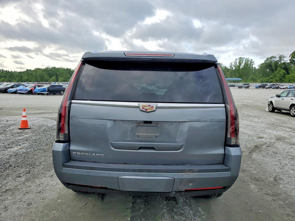 51581606 :رقم المزاد ، 1GYS4CKJ5LR182311 vin ، 2020 Cadillac Escalade مزاد بيع