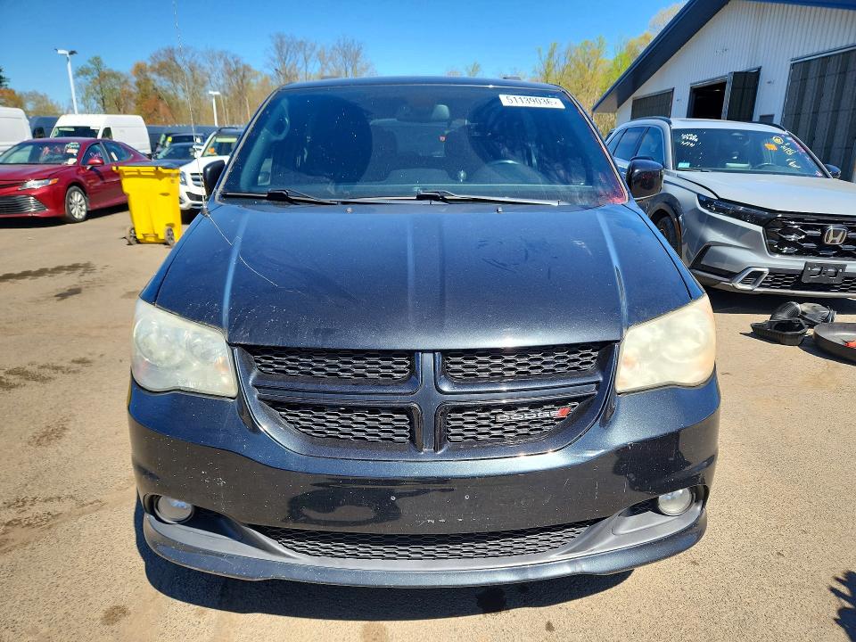 51139036 :رقم المزاد ، 2C4RDGEG6KR695622 vin ، 2019 Dodge Grand Caravan مزاد بيع