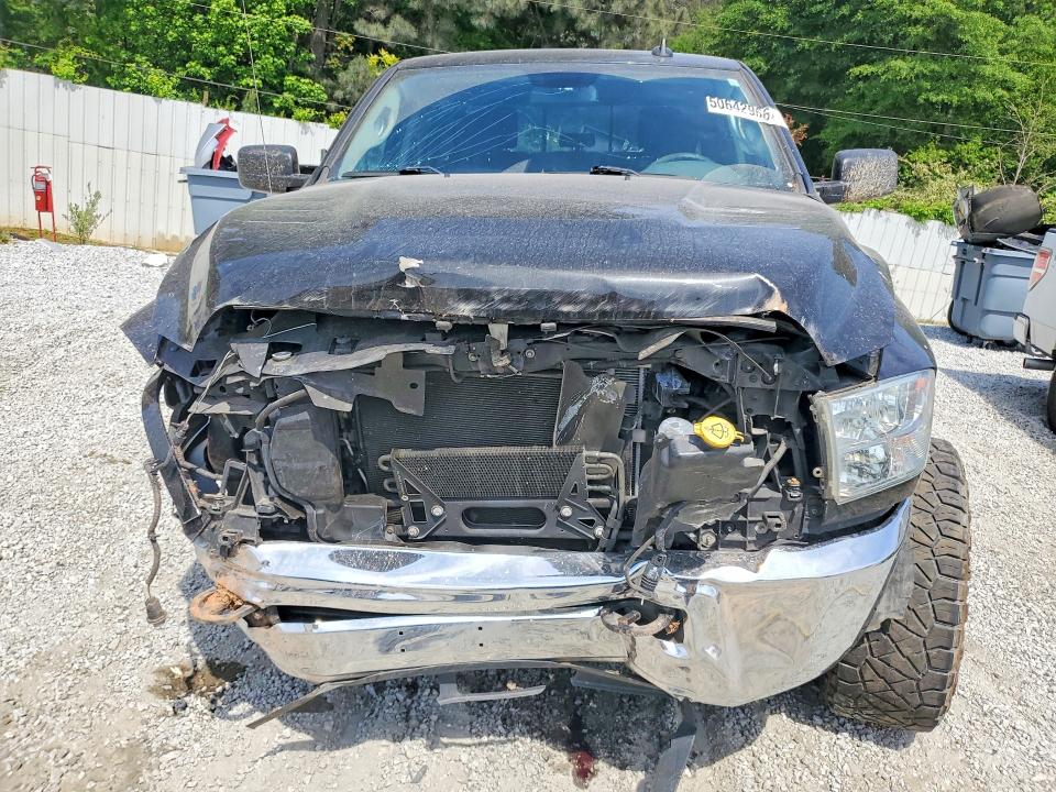 50642966 :رقم المزاد ، 3C6TR5DT2JG344518 vin ، 2018 Ram 2500 مزاد بيع