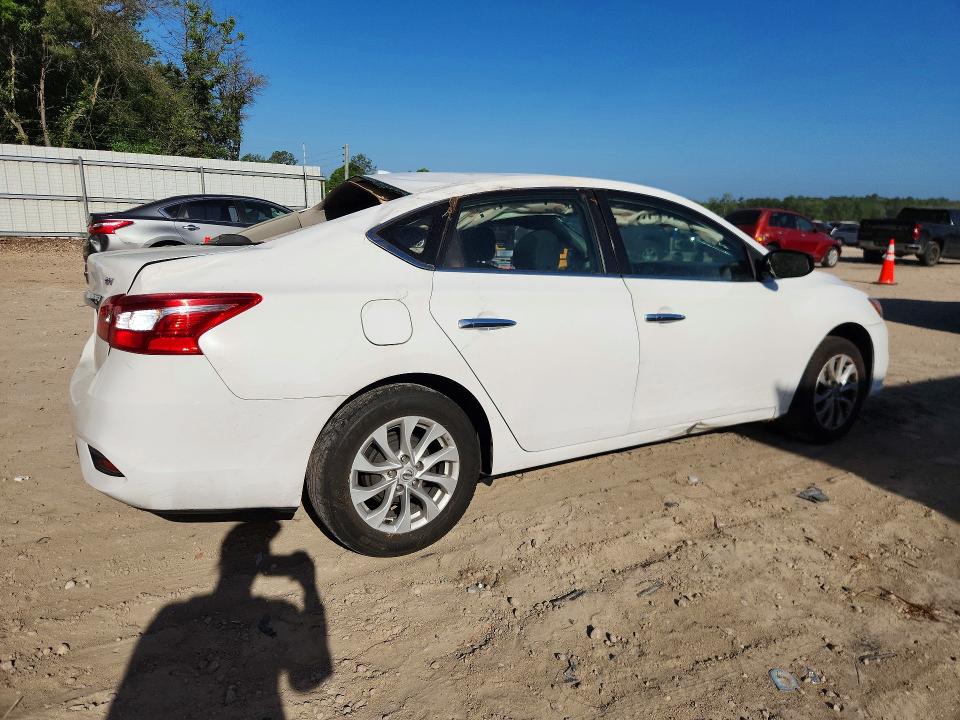 49175786 :رقم المزاد ، 3N1AB7AP8KY427876 vin ، 2019 Nissan Sentra مزاد بيع