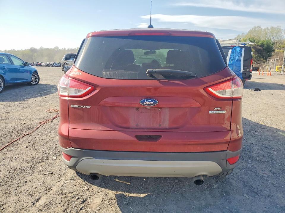 49619336 :رقم المزاد ، 1FMCU0GX9EUC81215 vin ، 2014 Ford Escape مزاد بيع