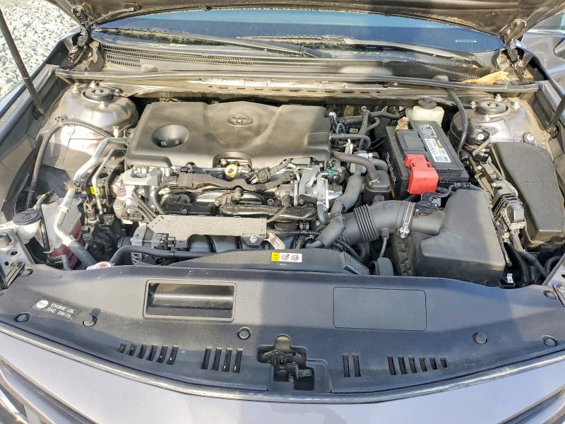 48779836 :رقم المزاد ، 4T1B11HK3JU633650 vin ، 2018 Toyota Camry مزاد بيع