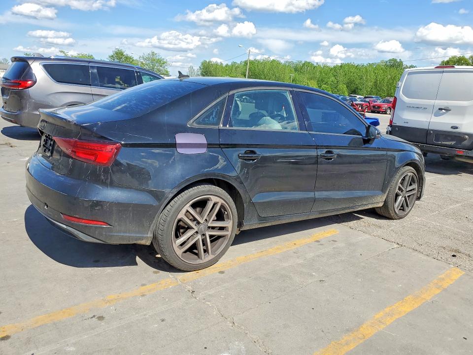 Продажа на аукционе авто 2017 Audi A3, vin: WAUAUGFF7H1042522, номер лота: 50308926