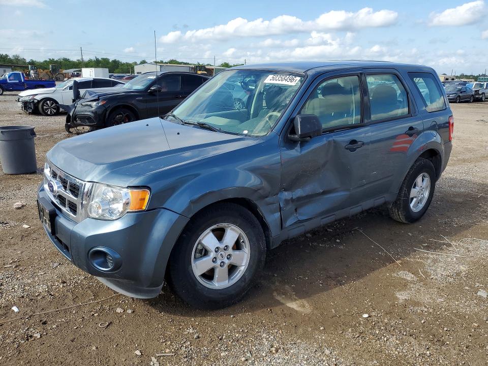 2011 Ford Escape მანქანა იყიდება აუქციონზე, vin: 1FMCU0C70BKB02993, აუქციონის ნომერი: 50358496