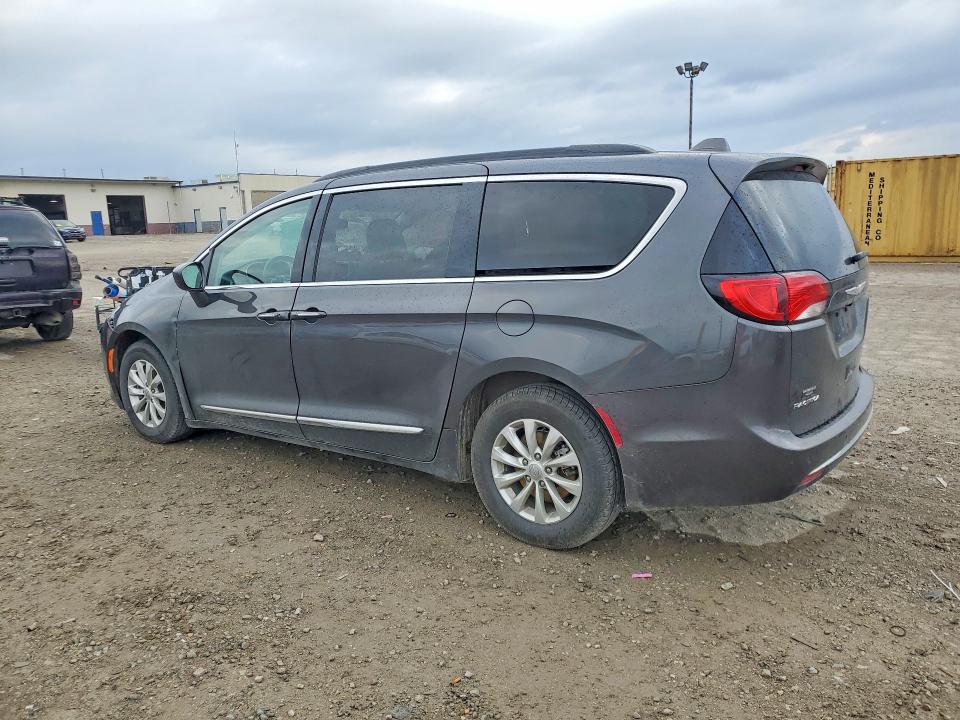 48358686 :رقم المزاد ، 2C4RC1BG2HR505442 vin ، 2017 Chrysler Pacifica مزاد بيع