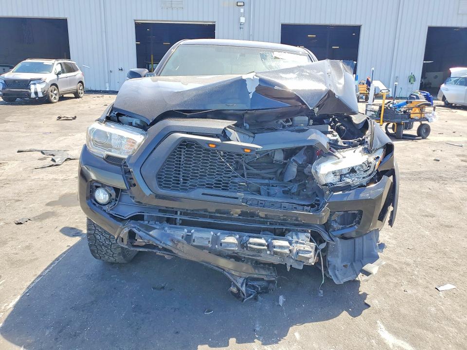 Aukcja sprzedaży 2017 Toyota Tacoma, vin: 5TFCZ5AN2HX060259, numer aukcji: 50522396