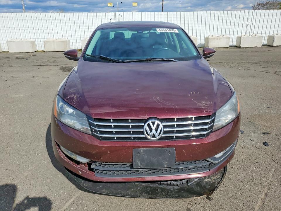 48541496 :رقم المزاد ، 1VWCN7A3XCC040313 vin ، 2012 Volkswagen Passat مزاد بيع