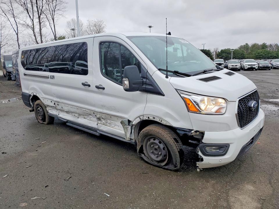46236826 :رقم المزاد ، 1FBAX2Y87NKA43658 vin ، 2022 Ford Transit مزاد بيع