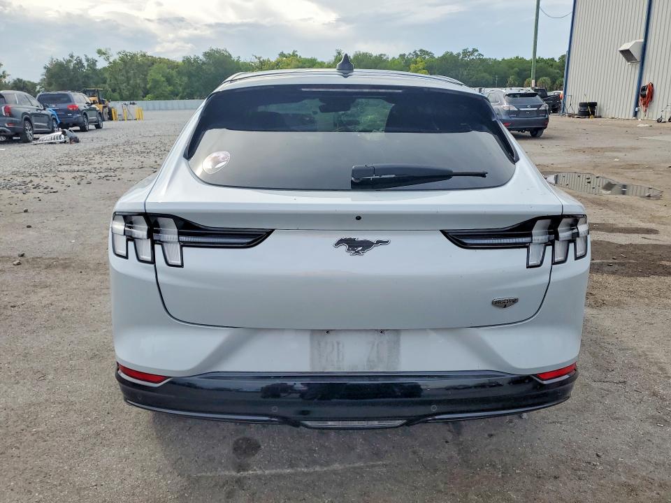 2022 Ford Mustang Mach-e მანქანა იყიდება აუქციონზე, vin: 3FMTK2R71NMA27145, აუქციონის ნომერი: 49049516