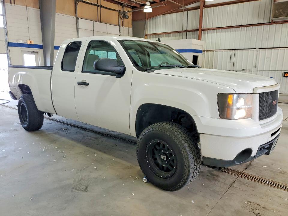 49088026 :رقم المزاد ، 1GTR2VE31BZ460655 vin ، 2011 Gmc Sierra مزاد بيع