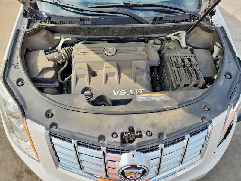 50932616 :رقم المزاد ، 3GYFNDE39FS637826 vin ، 2015 Cadillac Srx مزاد بيع