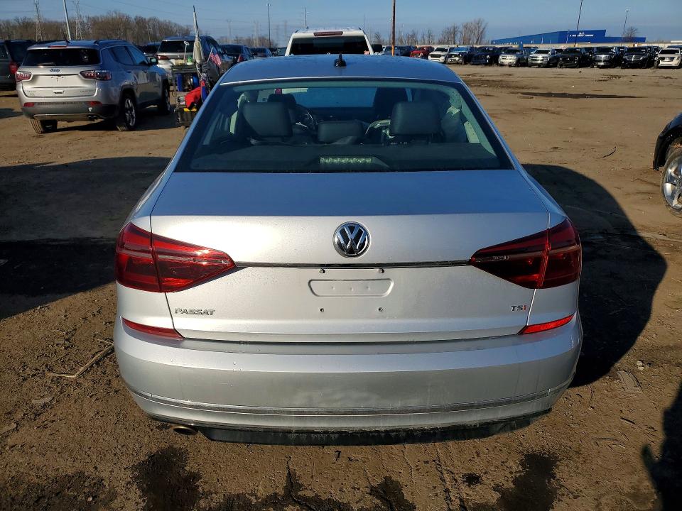 Продаж на аукціоні авто 2017 Volkswagen Passat, vin: 1VWDT7A35HC044092, номер лоту: 49127786