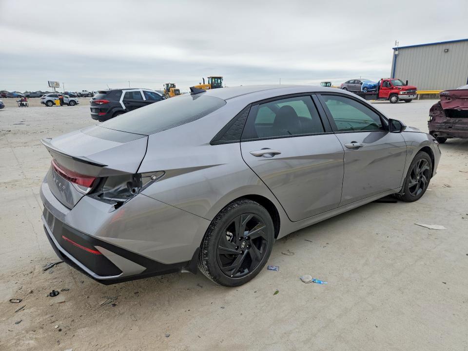 51088006 :رقم المزاد ، KMHLM4DG5TU145706 vin ، 2026 Hyundai Elantra مزاد بيع