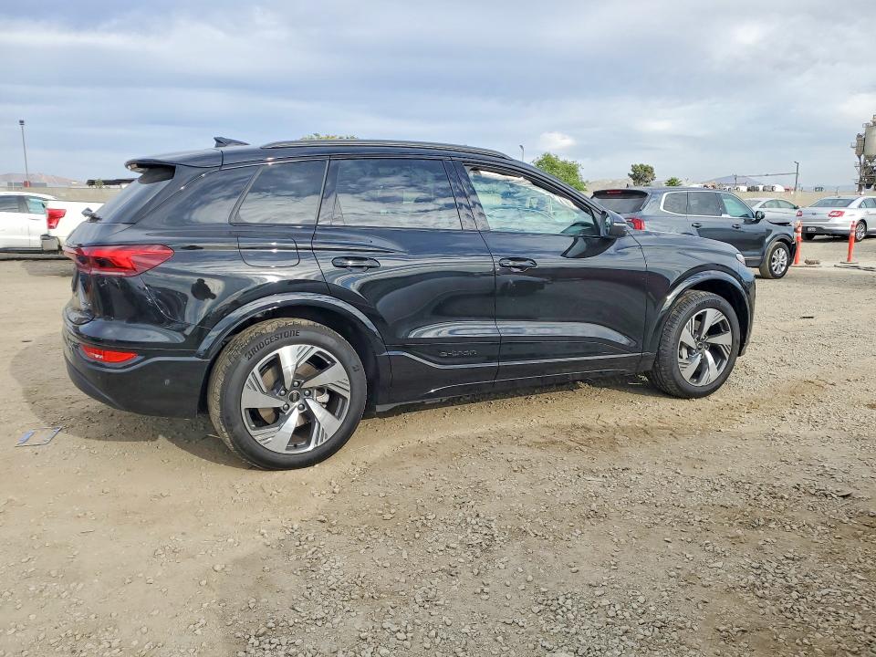 48698436 :رقم المزاد ، WA124BGF6SA058981 vin ، 2025 Audi Q6 E-tron مزاد بيع