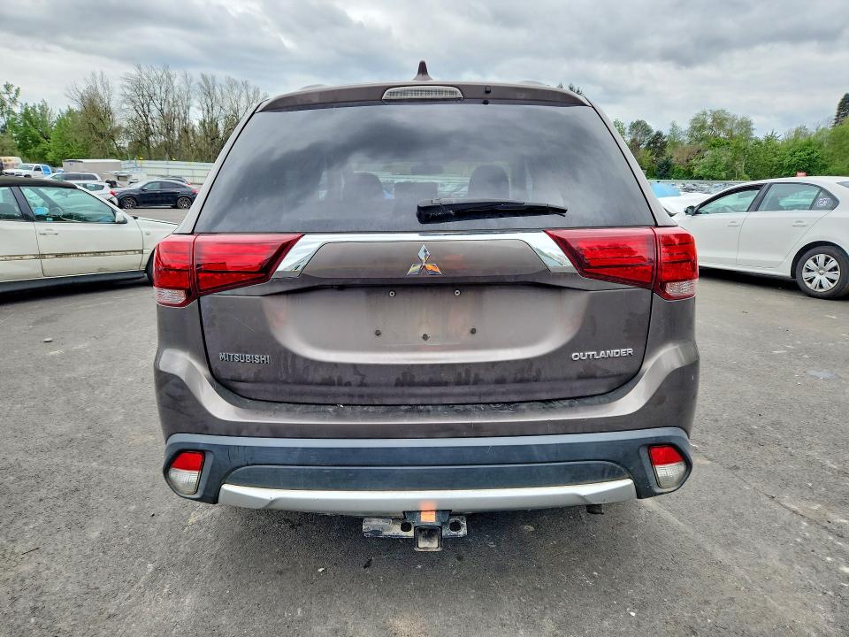 Продаж на аукціоні авто 2017 Mitsubishi Outlander, vin: JA4AD2A31HZ008879, номер лоту: 51710436