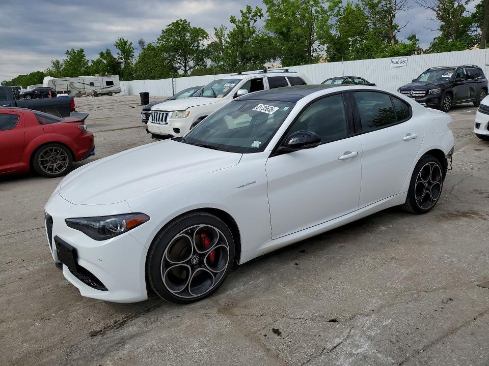 51795636 :رقم المزاد ، ZARFANBN2R7687876 vin ، 2024 Alfa Romeo Giulia مزاد بيع