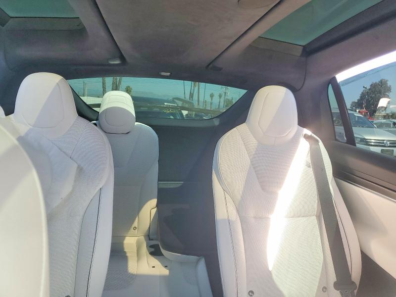 Продаж на аукціоні авто 2025 Tesla Model X, vin: 7SAXCBE68SF467186, номер лоту: 47746056