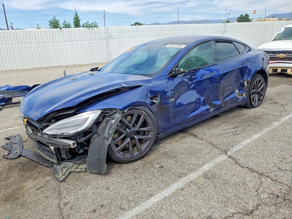 48107846 :رقم المزاد ، 5YJSA1E55MF434194 vin ، 2021 Tesla Model S مزاد بيع