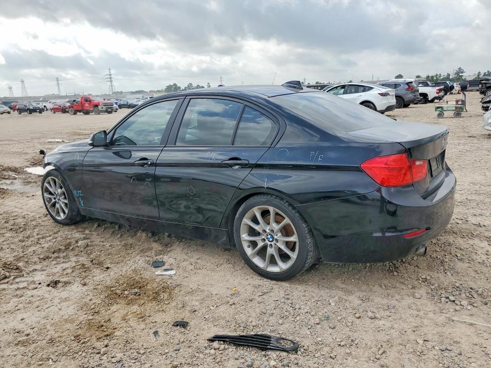 50347796 :رقم المزاد ، WBA3B1C58EK135174 vin ، 2014 Bmw 320 مزاد بيع