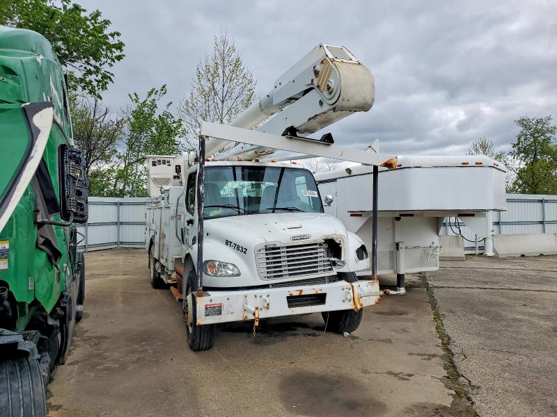 2013 Freightliner M2 მანქანა იყიდება აუქციონზე, vin: 1FVACXDT8DHFH7832, აუქციონის ნომერი: 55634656