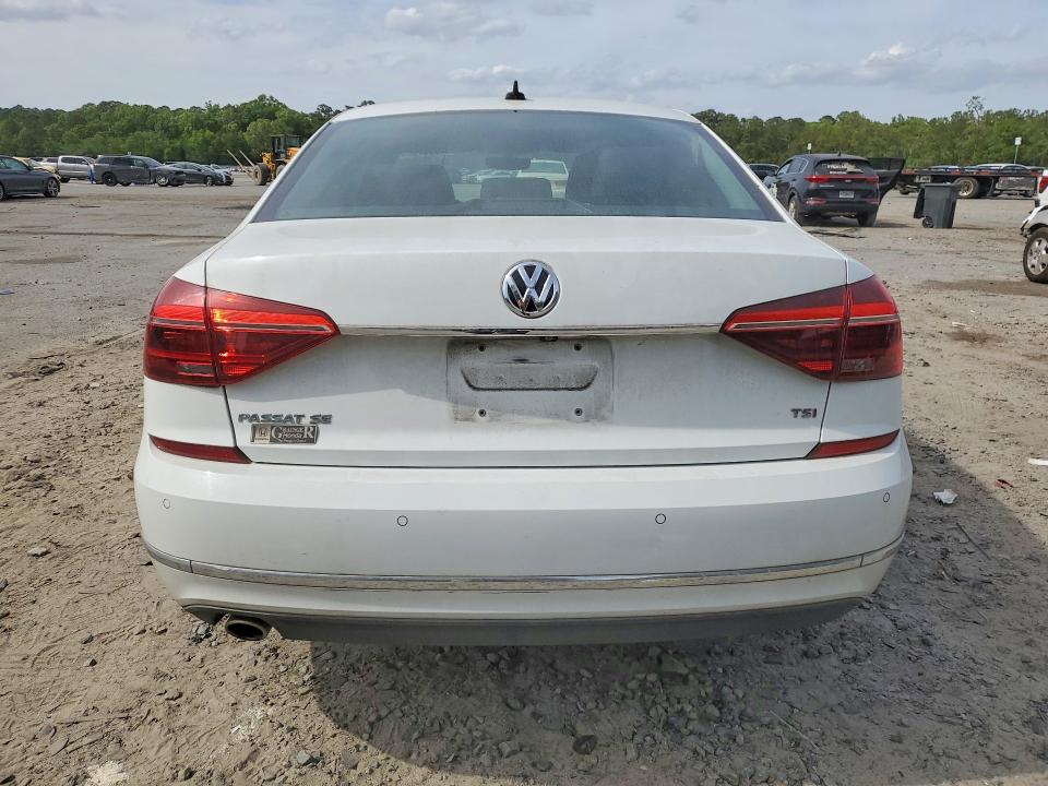 Aukcja sprzedaży 2018 Volkswagen Passat, vin: 1VWBA7A38JC042100, numer aukcji: 49507326