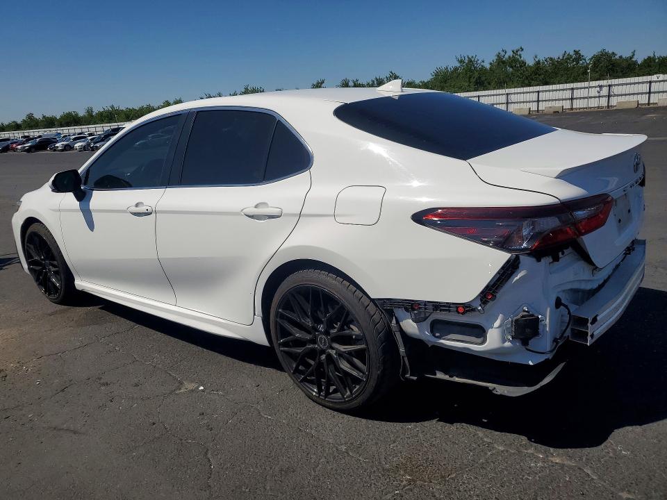 51664086 :رقم المزاد ، 4T1T11AK3MU497474 vin ، 2021 Toyota Camry مزاد بيع