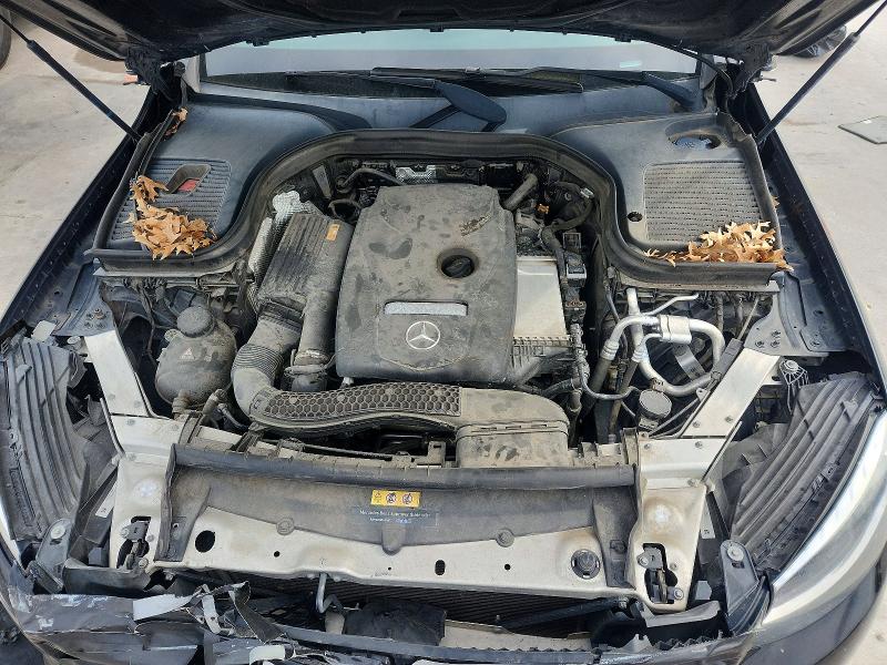48469326 :رقم المزاد ، WDC0G4JB6HV011452 vin ، 2017 Mercedes-benz Glc مزاد بيع