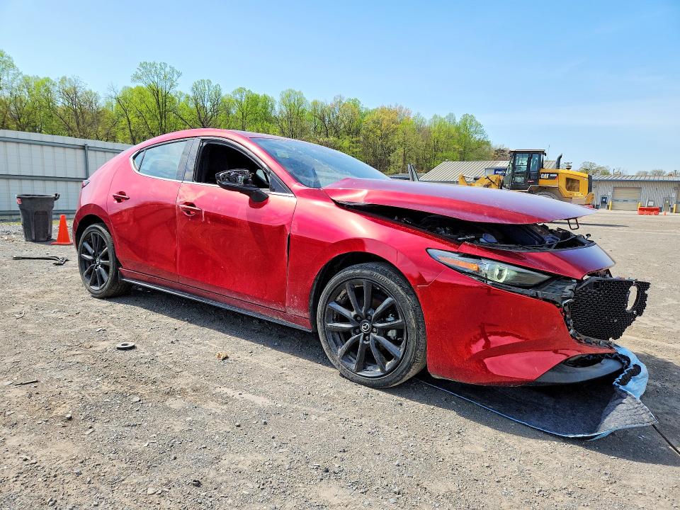47604226 :رقم المزاد ، JM1BPAML2N1501603 vin ، 2022 Mazda 3 مزاد بيع